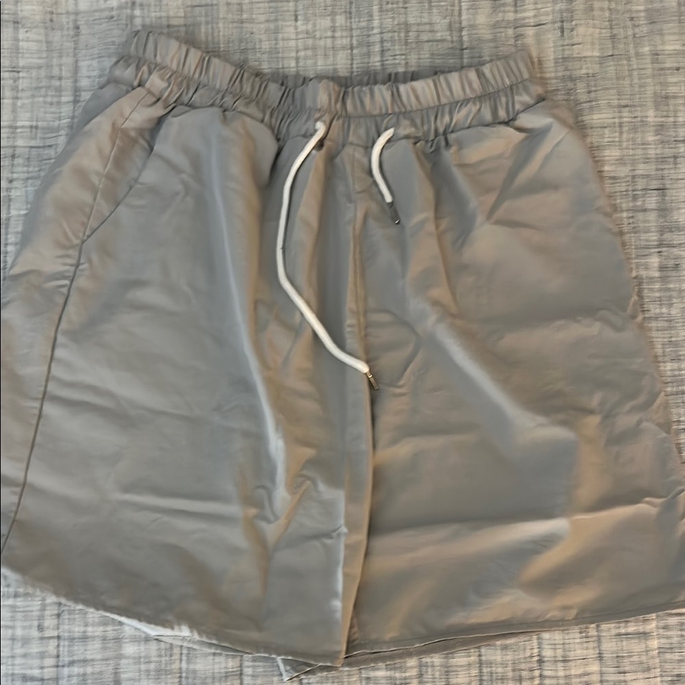 ROMWE Gray Athletic Shorts Lightweight Elastic Waist